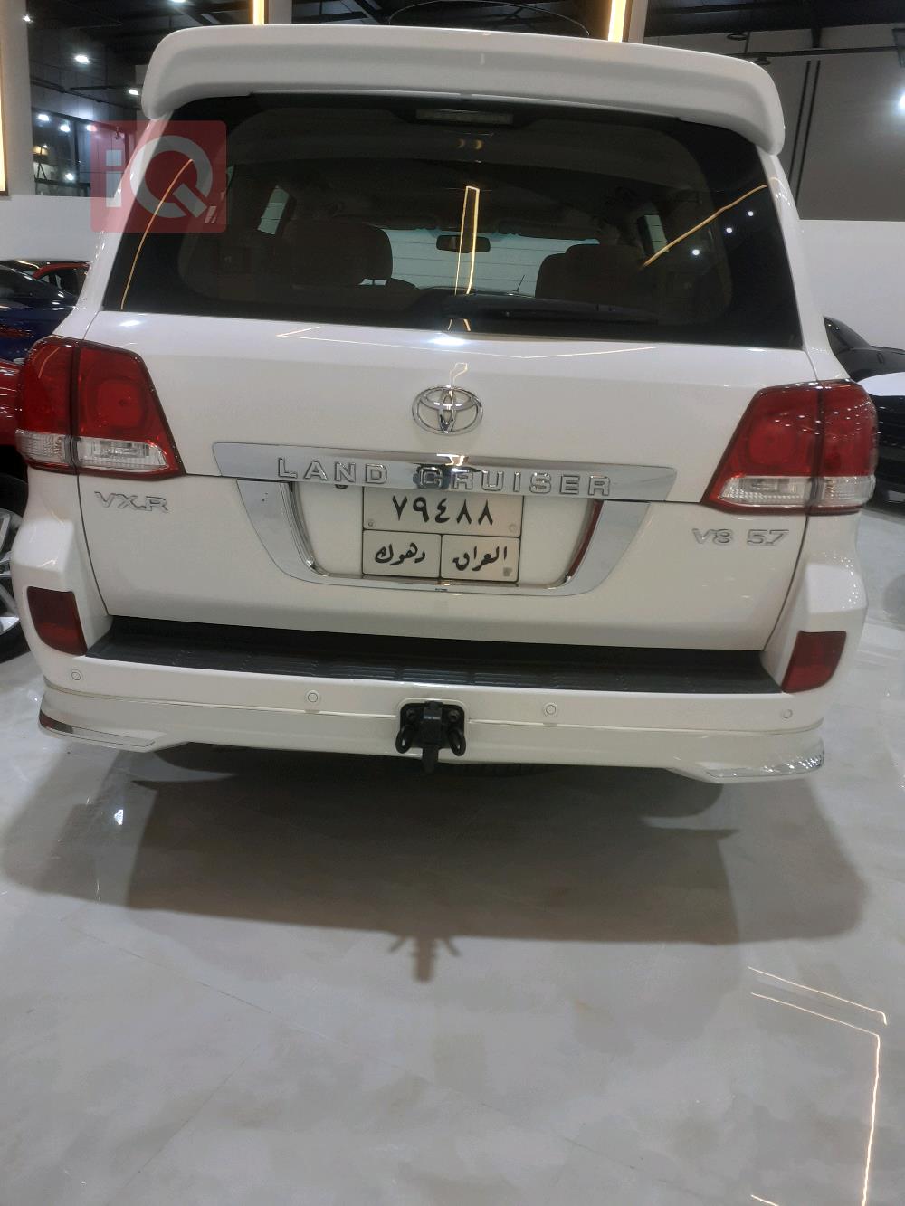 تۆیۆتا لاند کروزەر